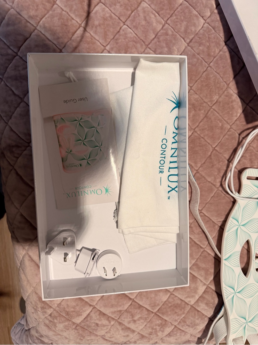 Omnilux Contour Face LED Therapy Mask - Cream/White - Picture 3 of 3
